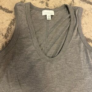 New Topshop Gray V-neck tank top sz 6